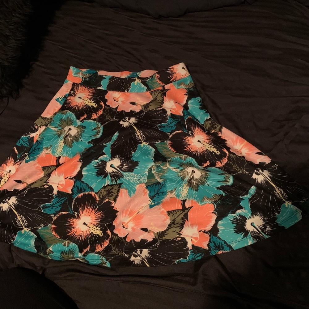 H&M skirt size XS